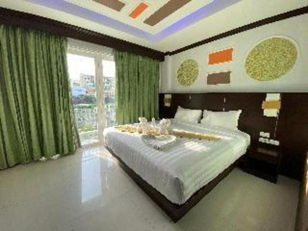 Azure Bangla Phuket Hotell Patong Eksteriør bilde