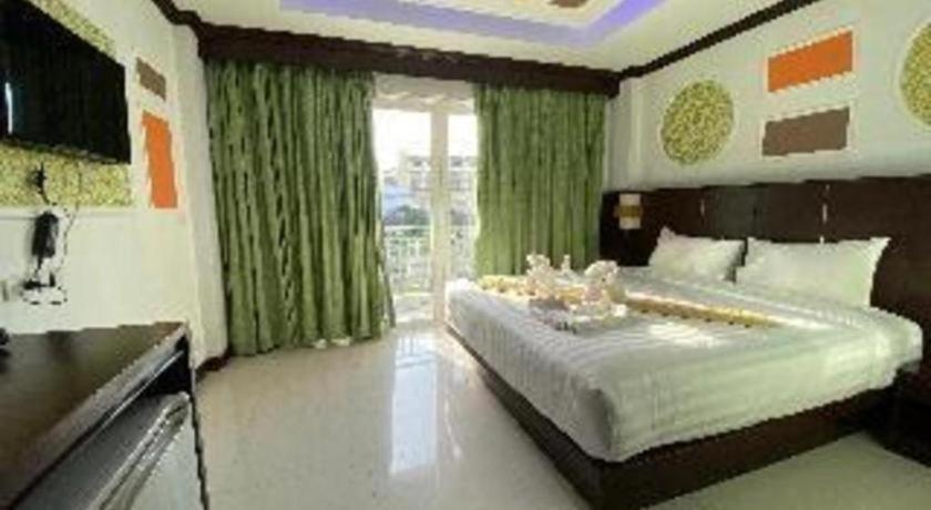 Azure Bangla Phuket Hotell Patong Eksteriør bilde