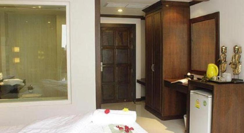 Azure Bangla Phuket Hotell Patong Eksteriør bilde