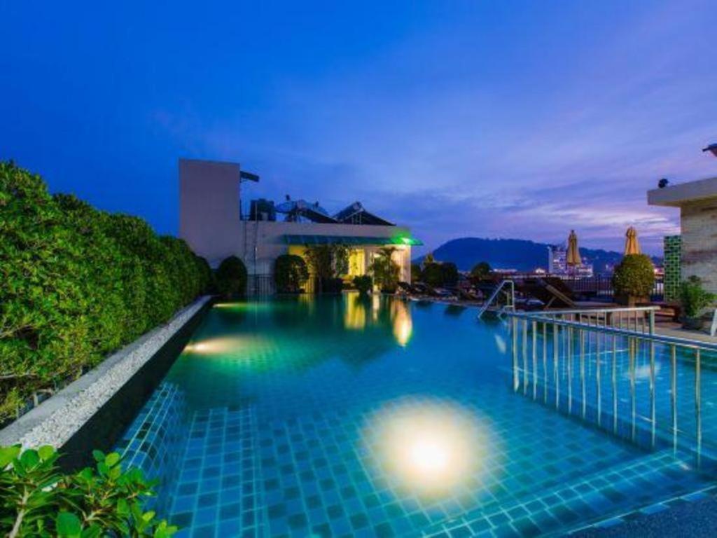 Azure Bangla Phuket Hotell Patong Eksteriør bilde