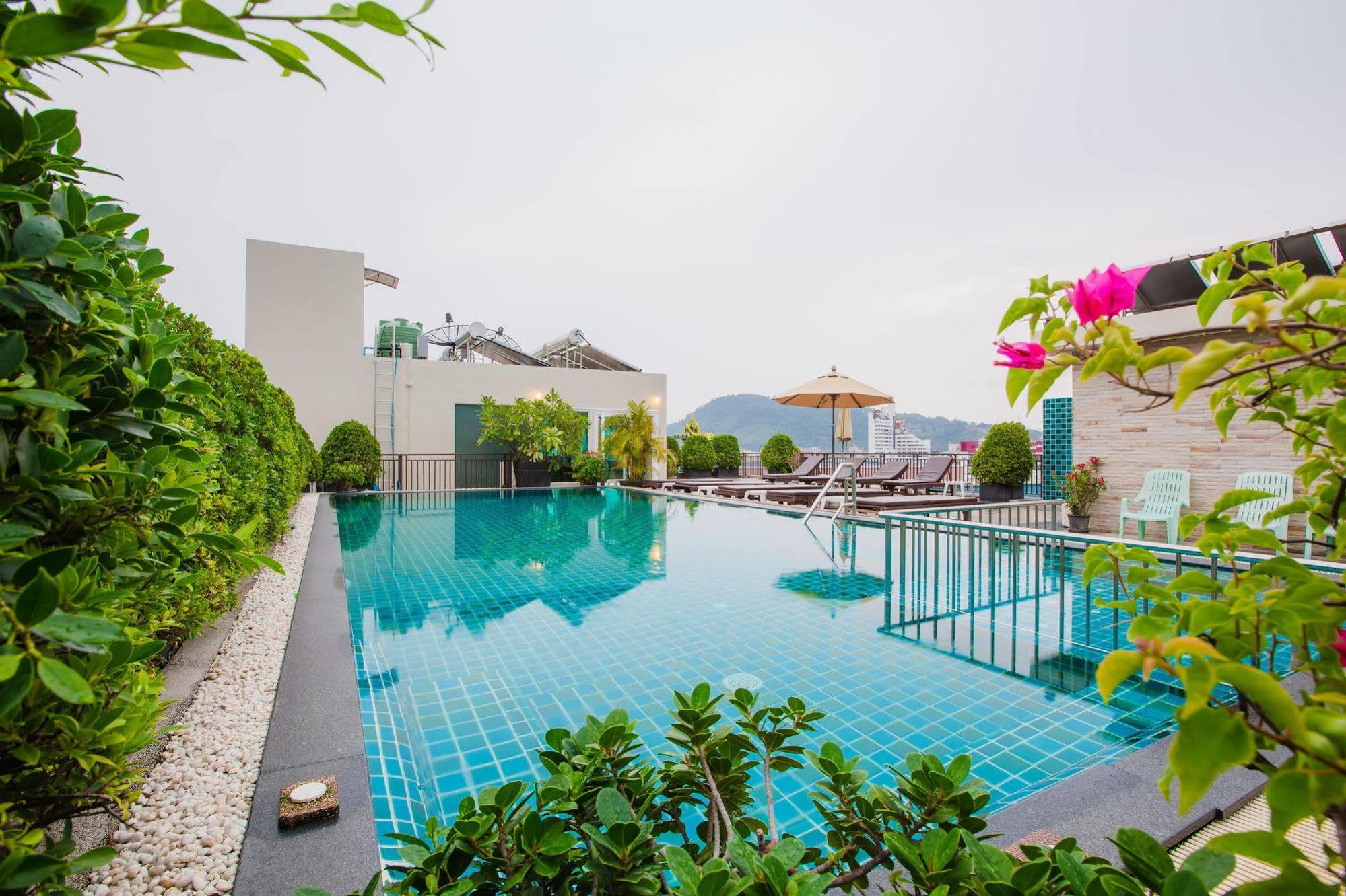 Azure Bangla Phuket Hotell Patong Eksteriør bilde